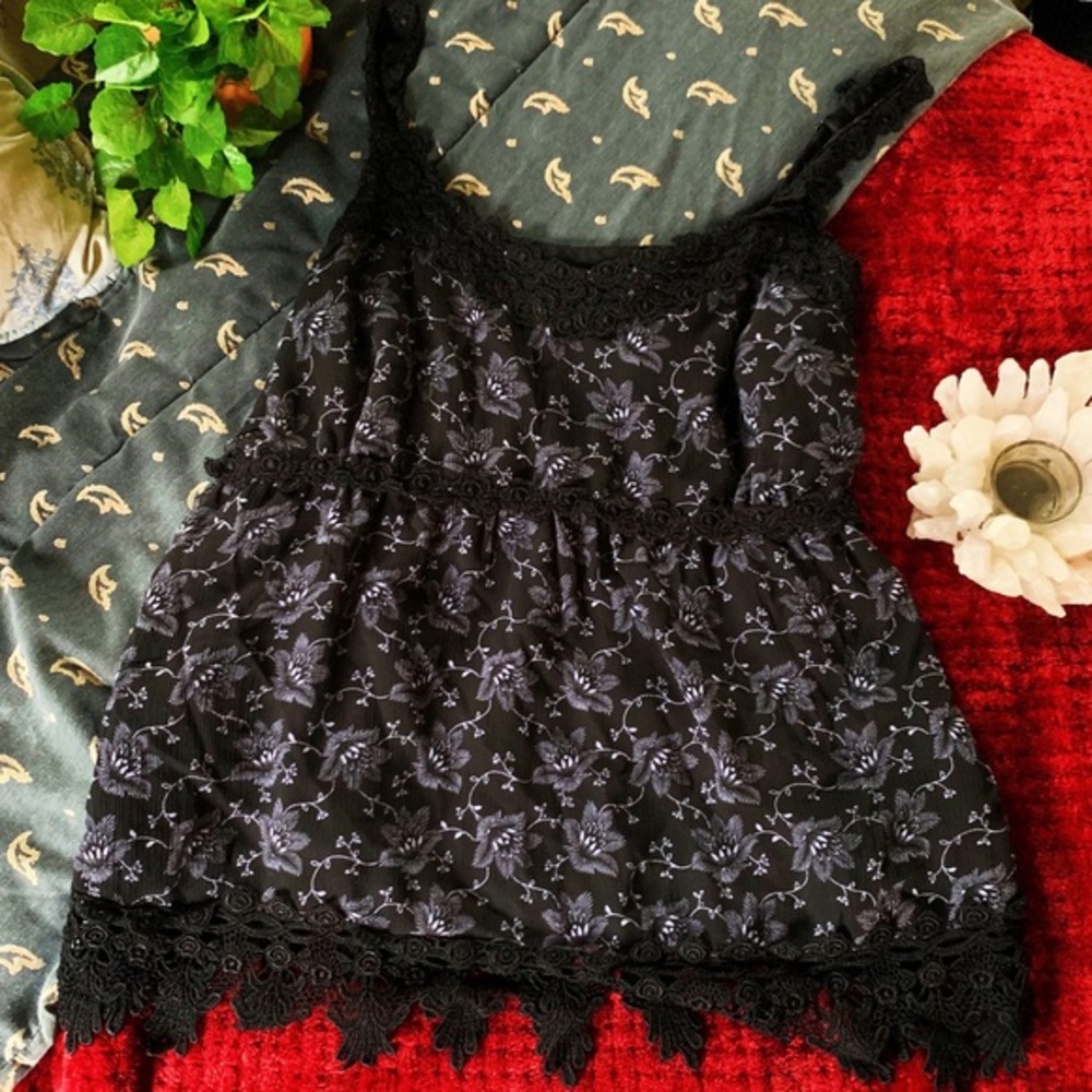 Apt. 9 floral cami